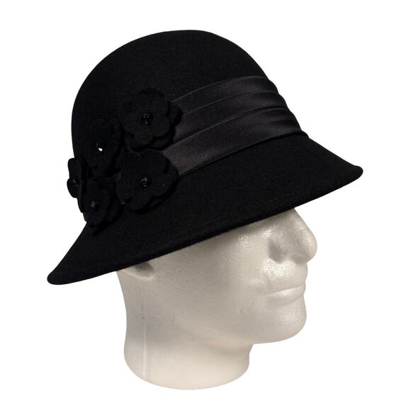 ADORA Accessories - Adora Black Wool Floral Ribbon Felt Winter Cloche Hat Adjustable Womens OS NEW